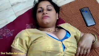 Desi sheela bhabhi in saree enjoys with bf
