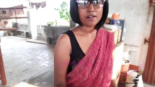 Hot kamwali bai chudai video HD mein