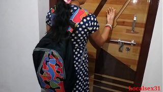 Indian Big Ass Wife Sex With Husband Friend On Cam