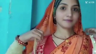 Sucking big tits of sexy desi milkwoman